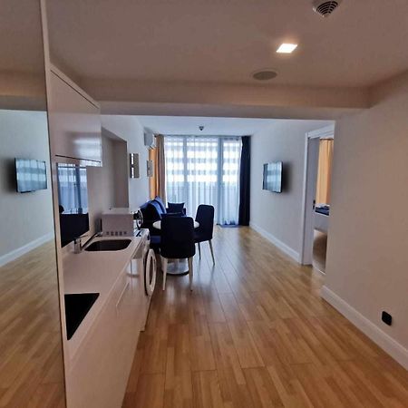 Orbi City Batumi Hotel Екстериор снимка