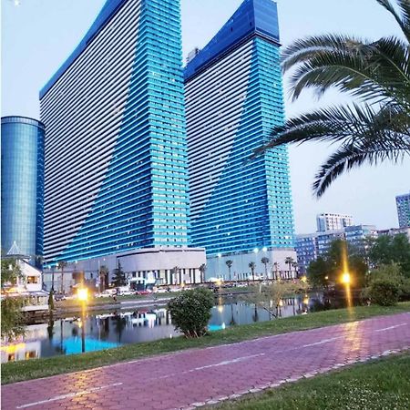 Orbi City Batumi Hotel Екстериор снимка