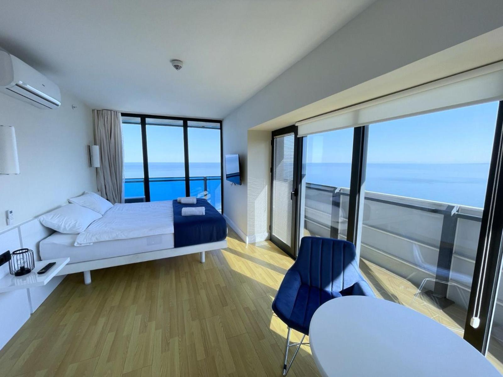 Orbi City Batumi Hotel Екстериор снимка